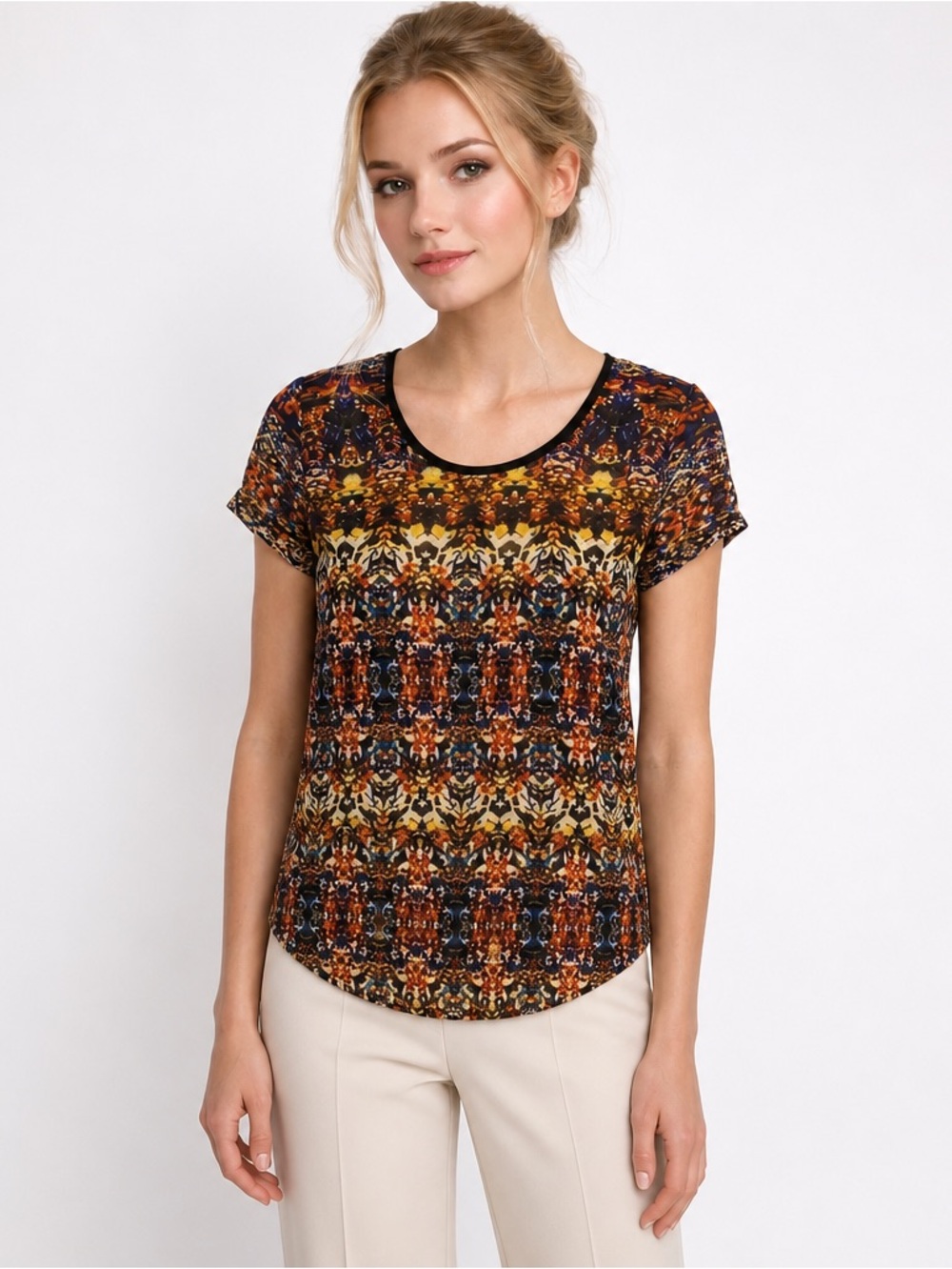 New LA Made top blouse geometric pattern shear‎ size Medium short sleeve
